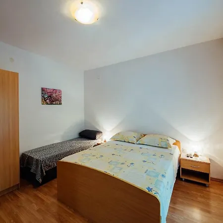 Pezo - With Terrace Tina 4 Apartman Baška Voda